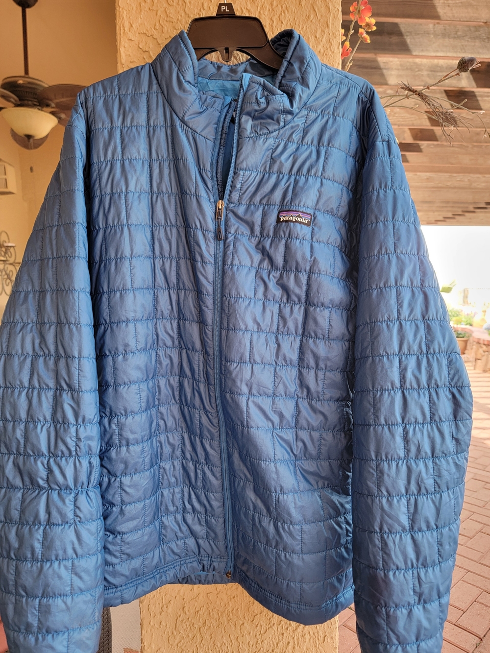 Patagonia Men’s Lightweight Blue Quilted Jacket